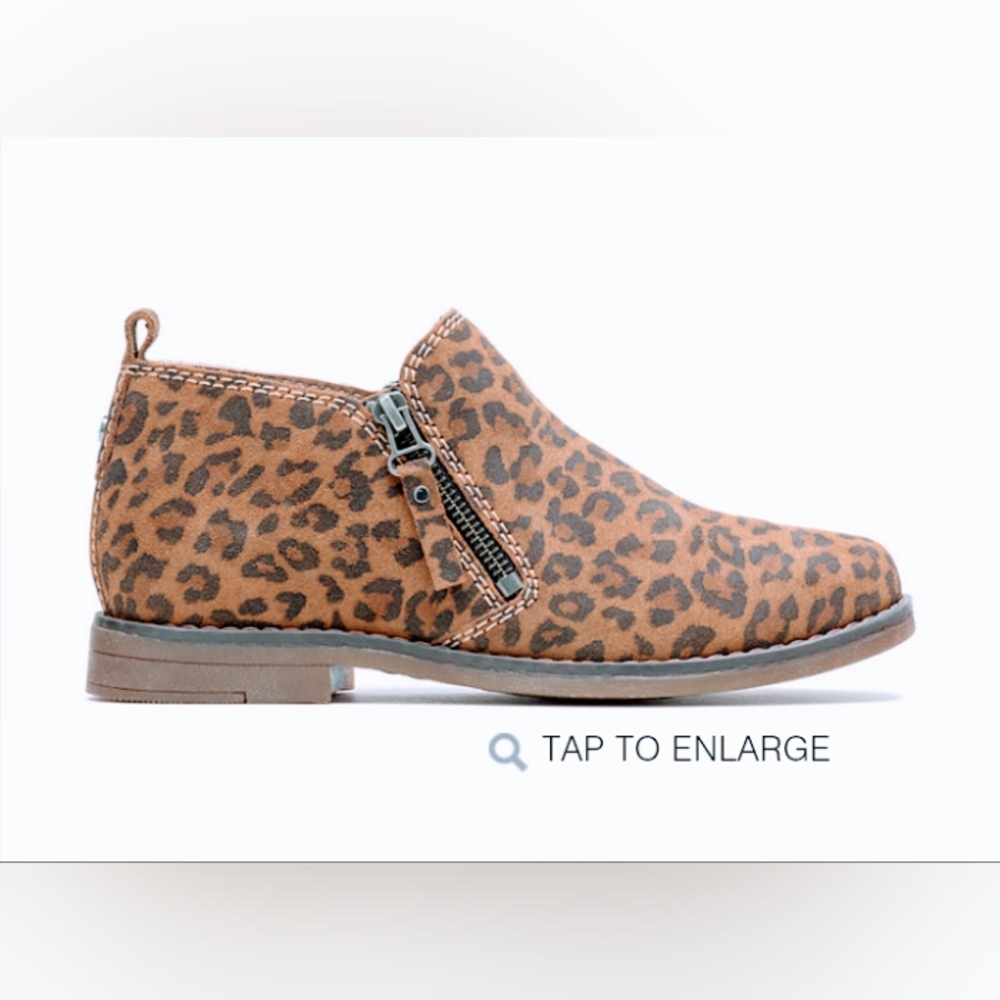 NIB Hush puppies Mazin Cayto Booties